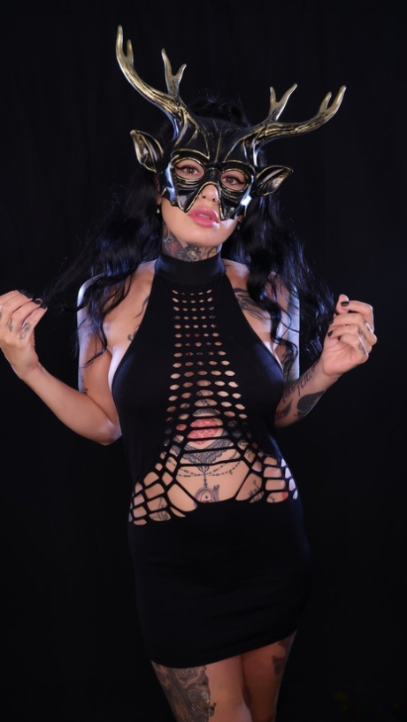 ebony fetish art nude photos