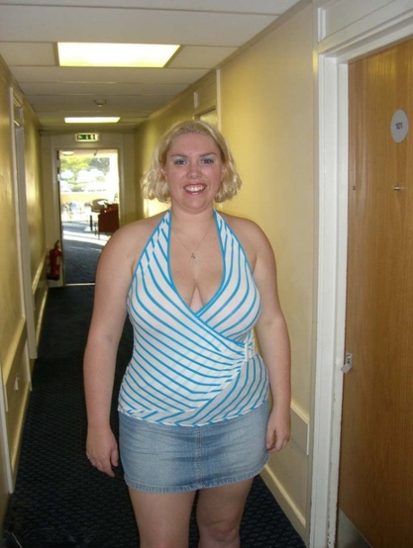 blonde potelée mature pornographique de haute qualité img