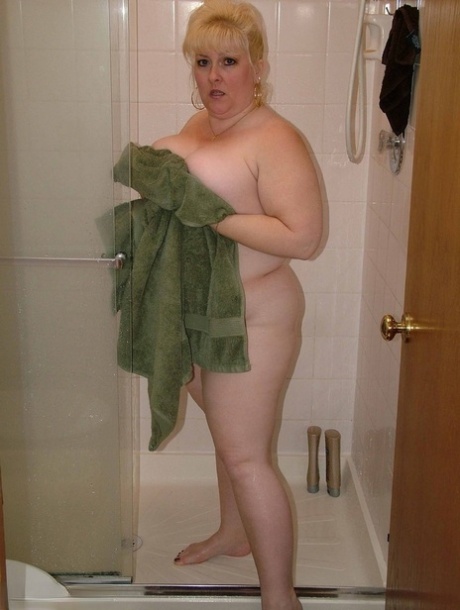 bbw shower art naked images
