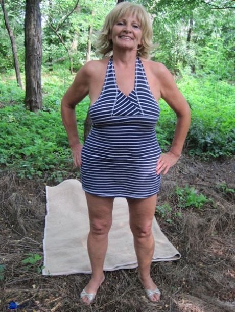 granny seduces boy art nude img