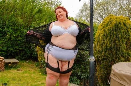 ssbbw mature art xxx photos