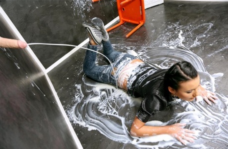 teen bukkake free porn gallery