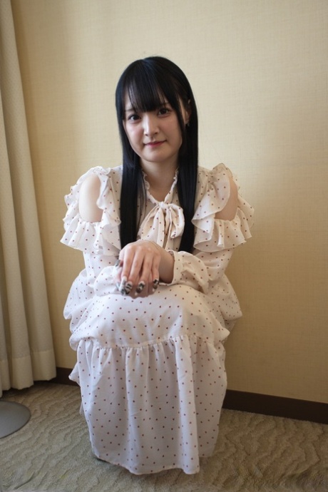 japanese skirt porn img