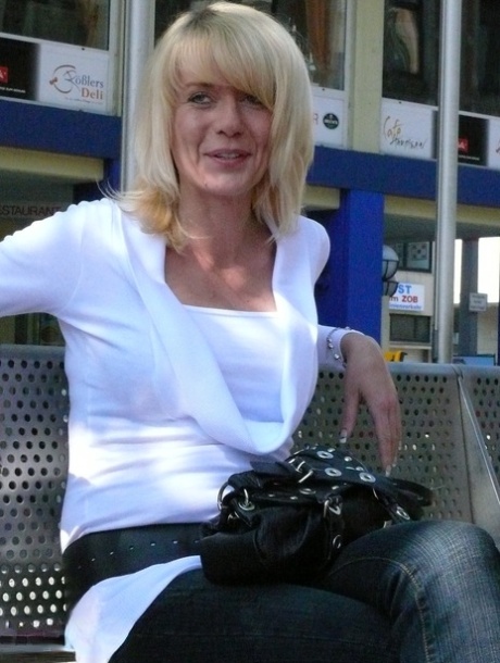 volwassen jeans heet naakt afb