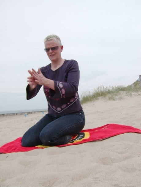 plage mature pornographique adulte photos