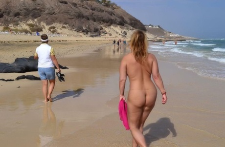 playa madura desnudos de alta calidad imagen