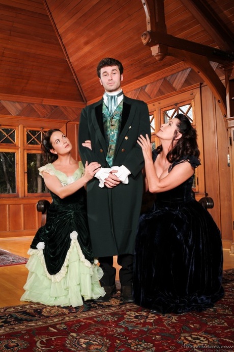 costume esclusiva gratuita archivio