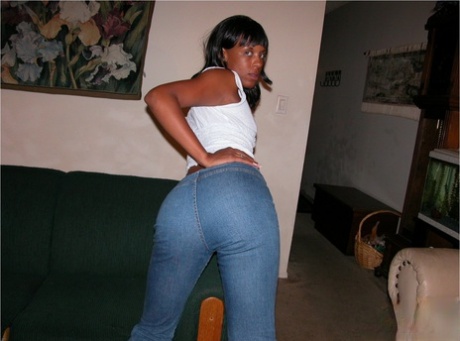 ebony jeans free pic