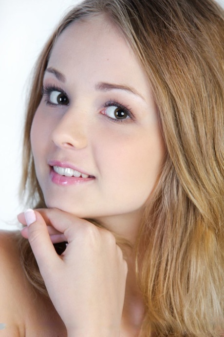 cara linda desnudos gratis imagen