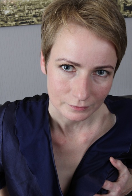 mature face free pics