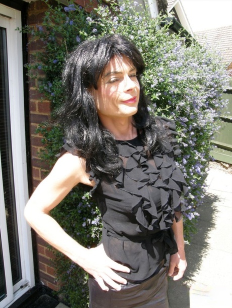 crossdresser erotický obraz