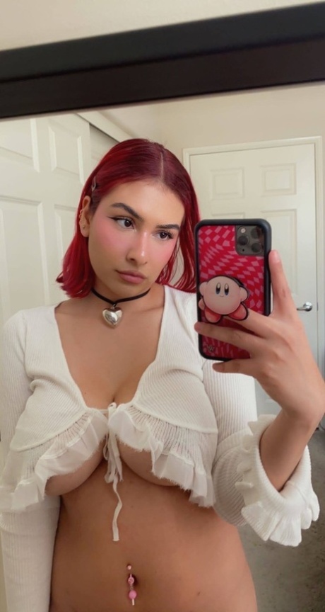 teen mirror pornographic pics