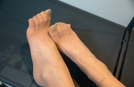 skinny pantyhose erotic pics