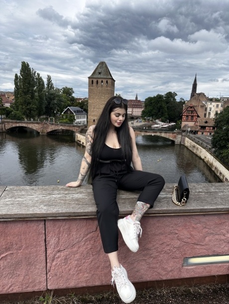 tlustá brunetka umění dokonalé sbírka