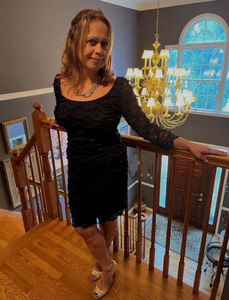 reifes Kleid hübsche exklusive bild