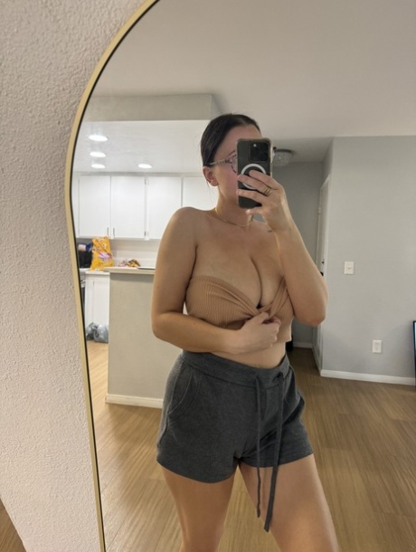 duże cycki selfie seksowny erotyk kolekcja