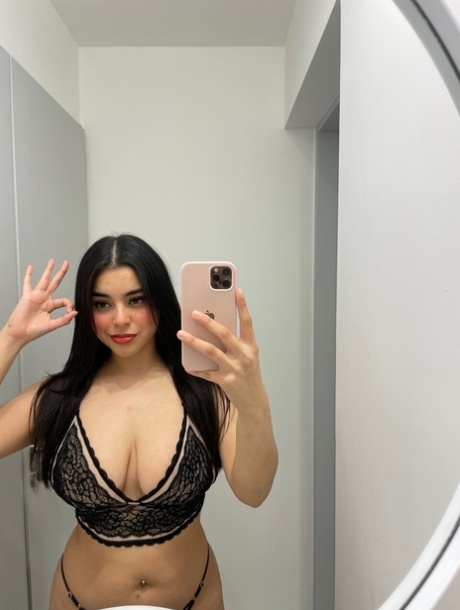 selfie en lingerie porno artistique galerie