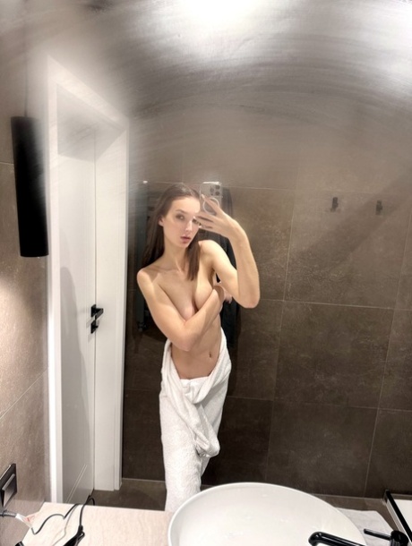 tynn babe naken gratis arkiv