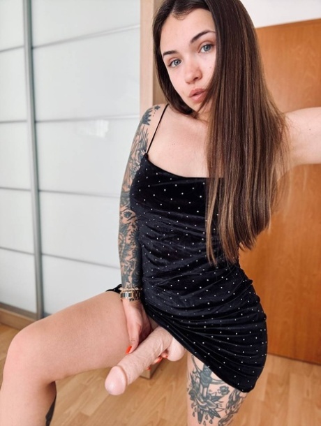 tetovaný teenager xxx perfektní snímky