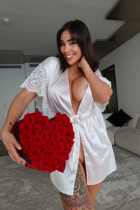 tatovert milf porno hd foto