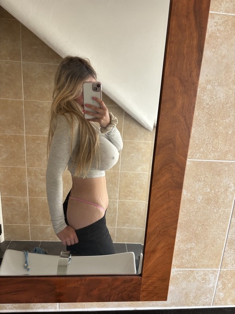 selfie ve spodním prádle sex v hd obrázky