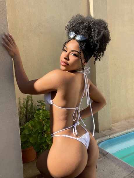 african teen hot nude pictures