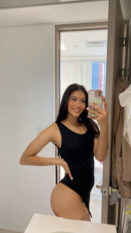 tynd latina varm hd kollektion