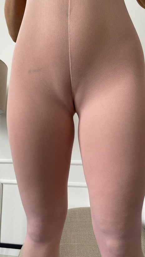 teen yoga pants hd archive