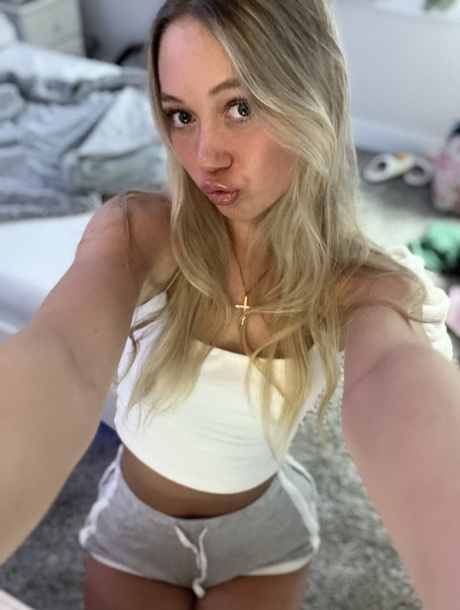 amateur teen selfie art naked pictures