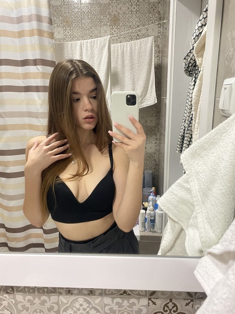 miroir pour adolescents hd nue archive