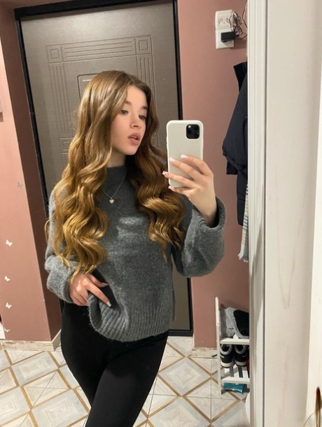 amatérské teenagerské selfie exkluzivní horké obrázek