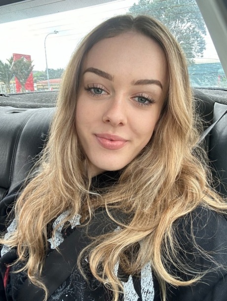 sexy selfie hd pics