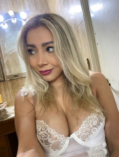 big tits selfie hot sex pictures