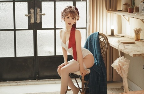 asian stockings free nude photo