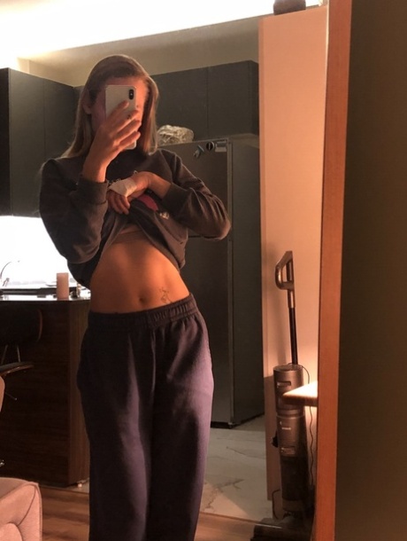 tiener selfie sexy erotisch foto