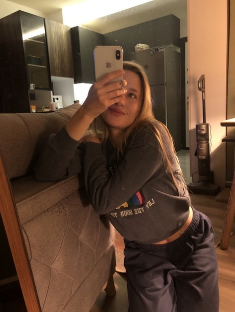 hubená velká přírodní prsa xxx perfektní obraz