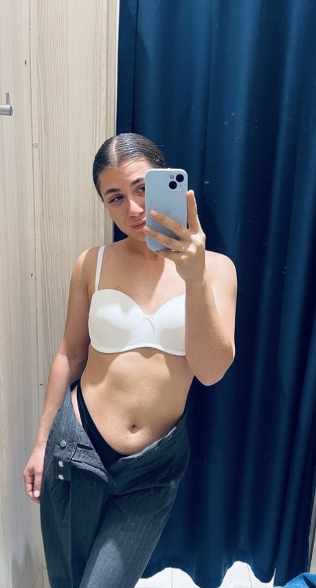 lesbisk strapon pornografisk Foto