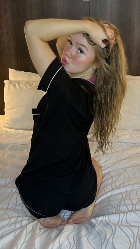 blonde pawg sex image