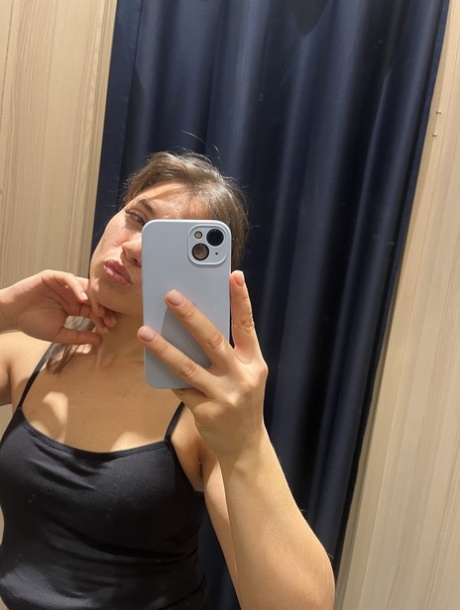 Teen-Selfie exklusive sex galerie