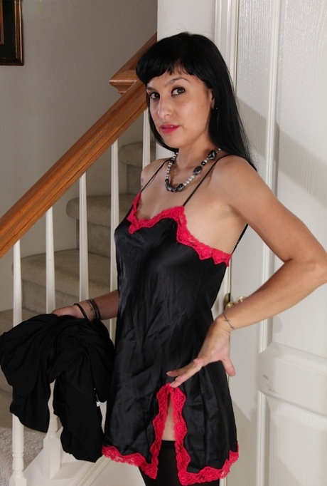 Betty Jones adult model pictures