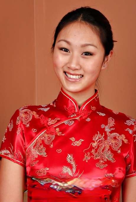 asiatisches Solo xxx perfekte foto
