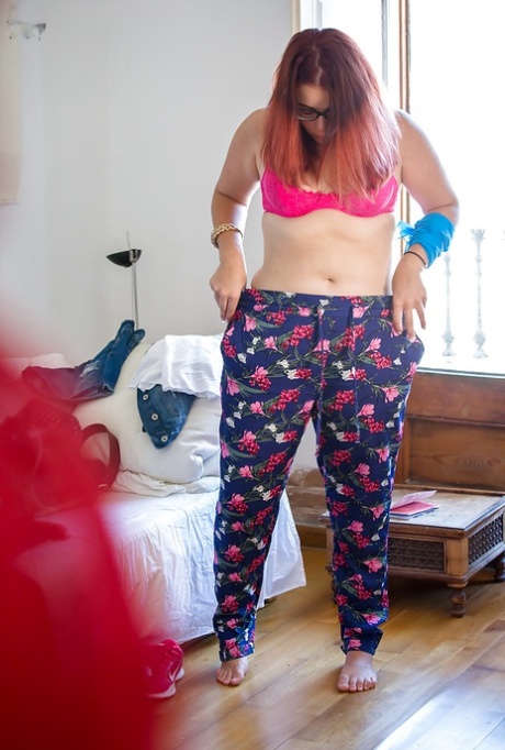 asiatisk sekretær xxx eksklusiv foto