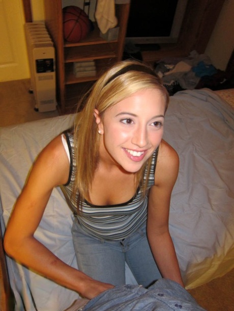 amateur girlfriend beautiful photo