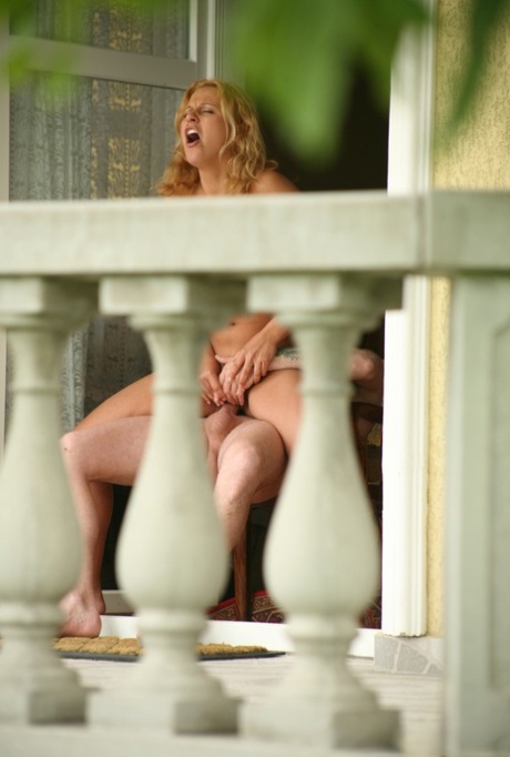Gloria Cruise model exclusive picture