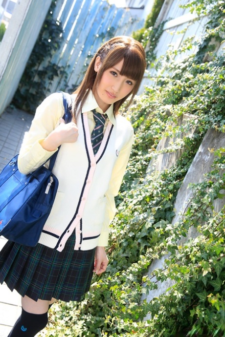 日本女学生 美麗的色情 圖片