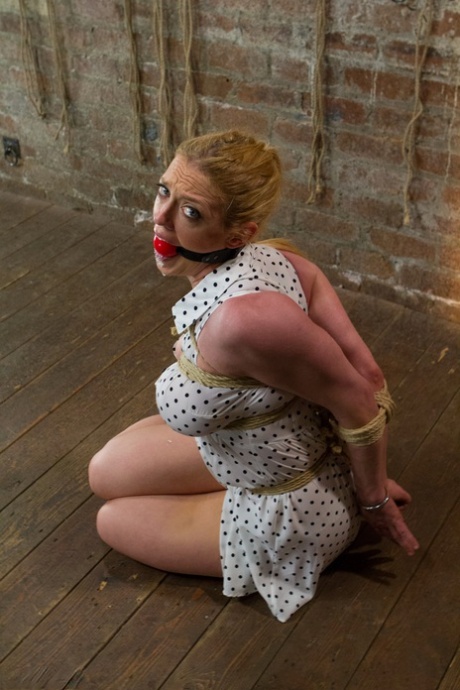 chubby bdsm beautiful porn pics
