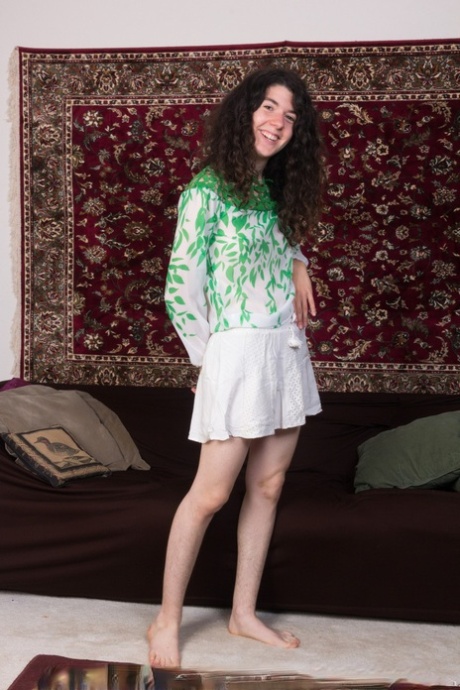 Silki Smith star exclusive pics