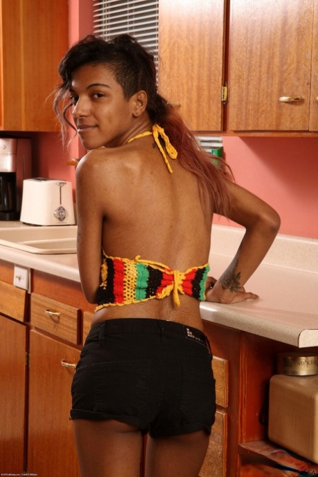 exotic teen free xxx pictures