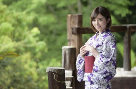 日本のショートヘア ホットセクシー ギャラリー