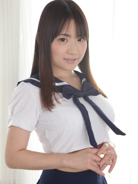 日本女学生 自由的 圖片